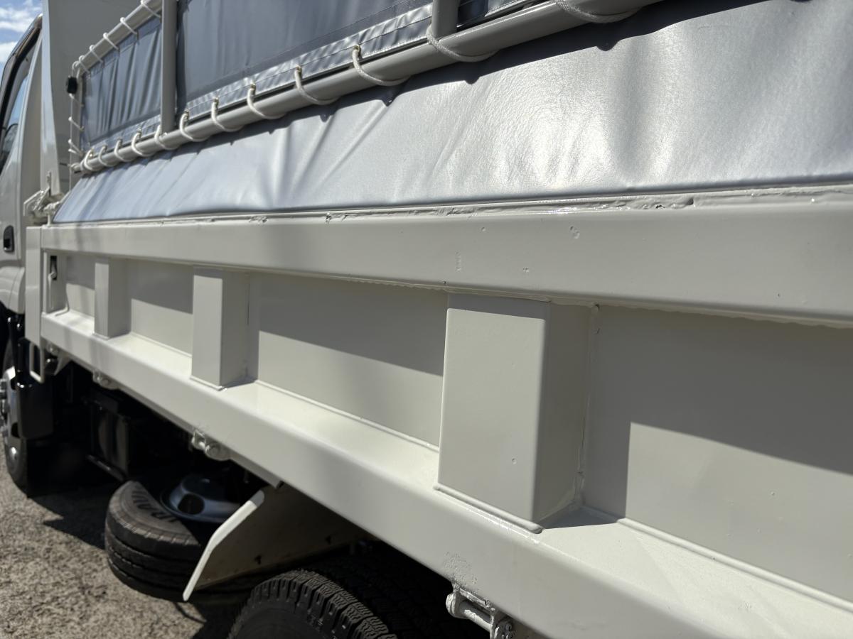 H22デュトロ 2tダンプ|中古トラックの販売・買取・査定のアイナビ