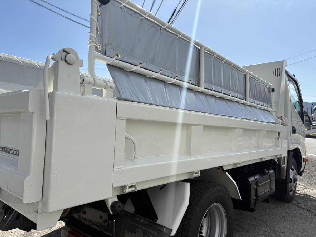 H22デュトロ 2tダンプ|中古トラックの販売・買取・査定のアイナビ