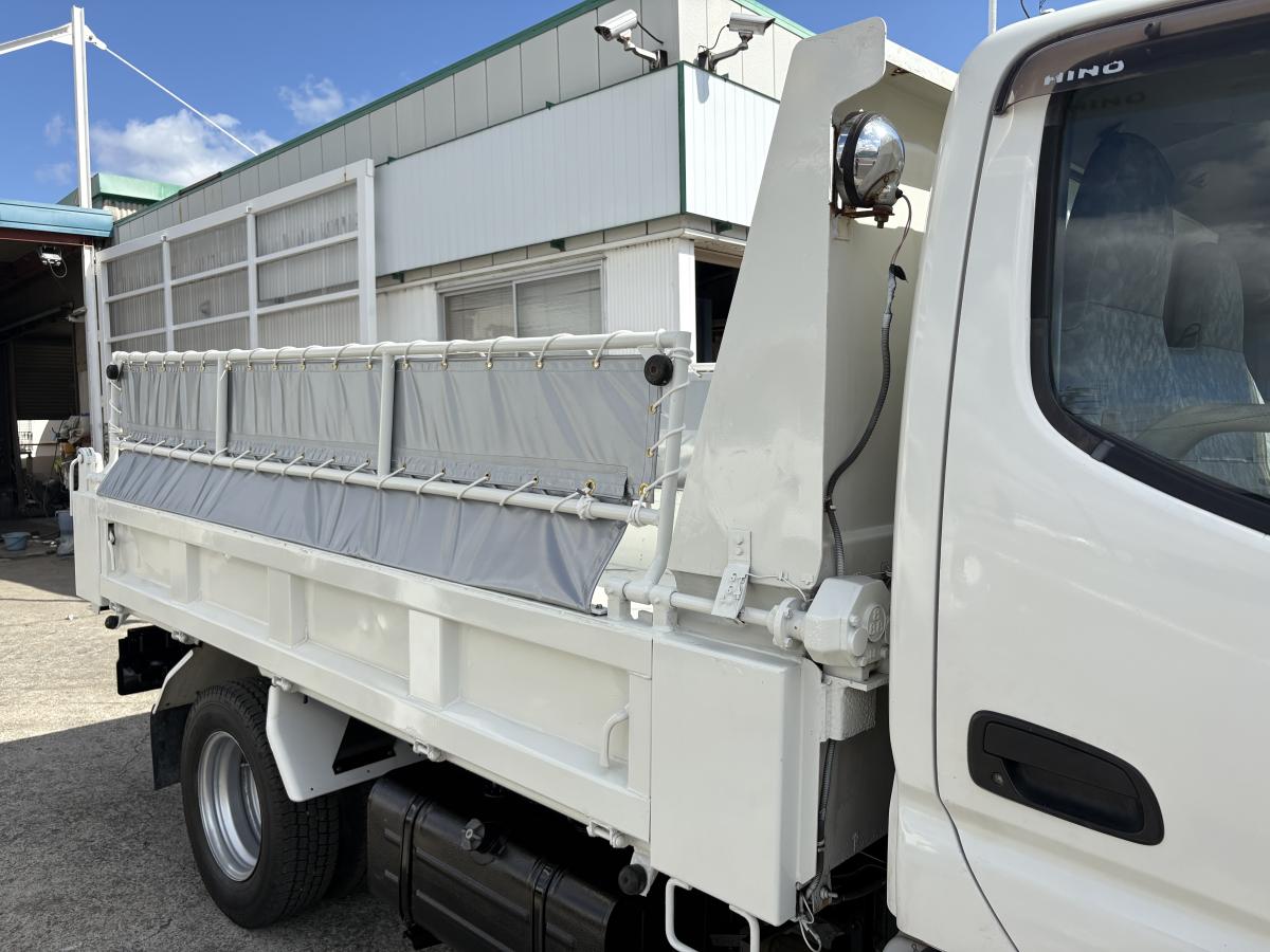 H22デュトロ 2tダンプ|中古トラックの販売・買取・査定のアイナビ