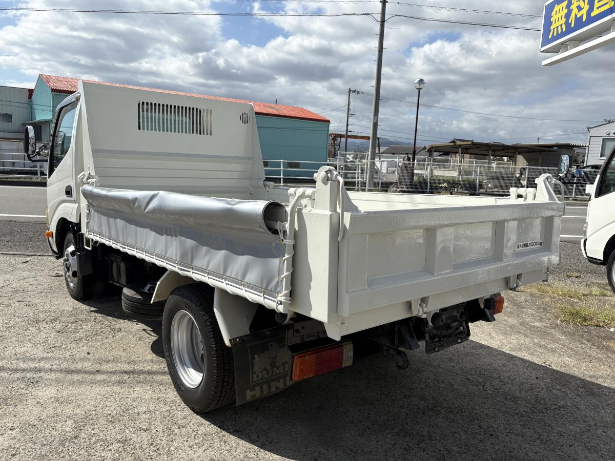 H22デュトロ 2tダンプ|中古トラックの販売・買取・査定のアイナビ