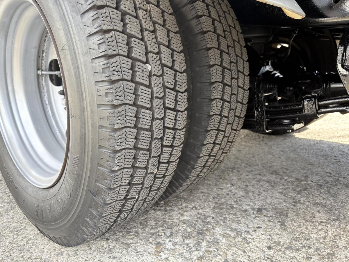 H22デュトロ 2tダンプ|中古トラックの販売・買取・査定のアイナビ