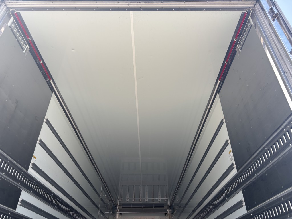 4軸低床エアサスハイルーフ低温東プレサイド観音扉|中古トラックの販売・買取・査定のアイナビ