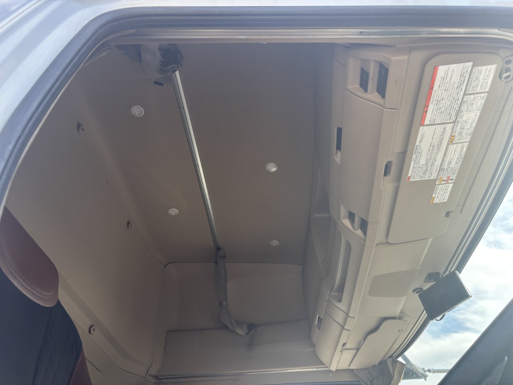 4軸低床エアサスハイルーフ低温東プレサイド観音扉|中古トラックの販売・買取・査定のアイナビ