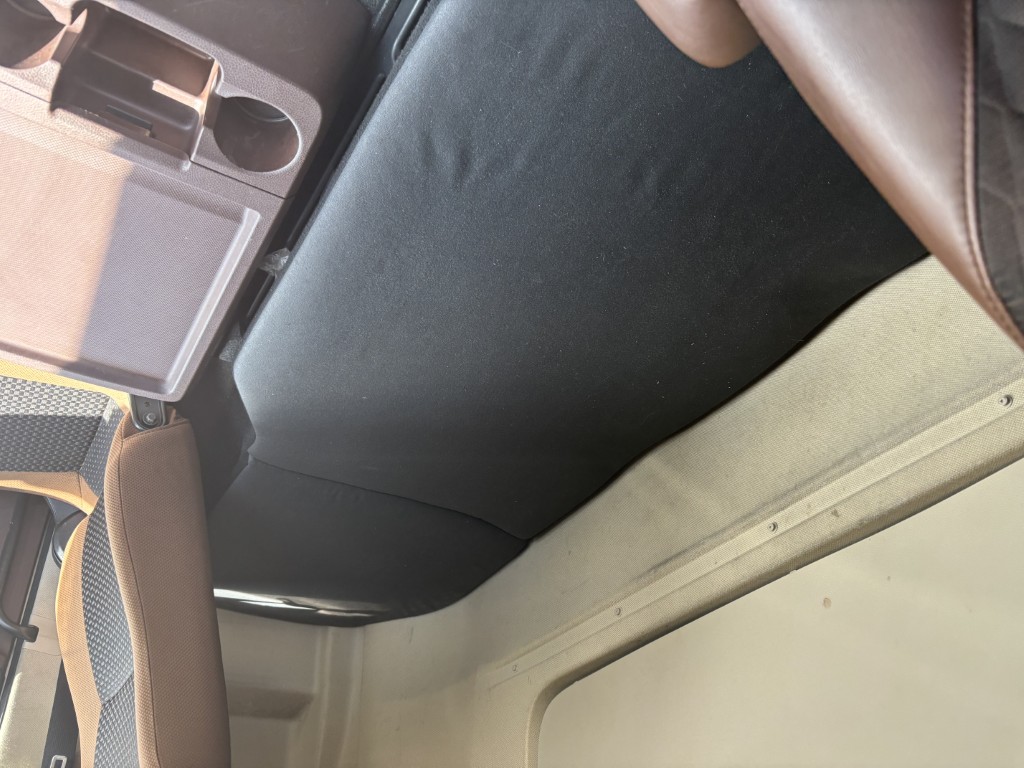 4軸低床エアサスハイルーフ低温東プレサイド観音扉|中古トラックの販売・買取・査定のアイナビ