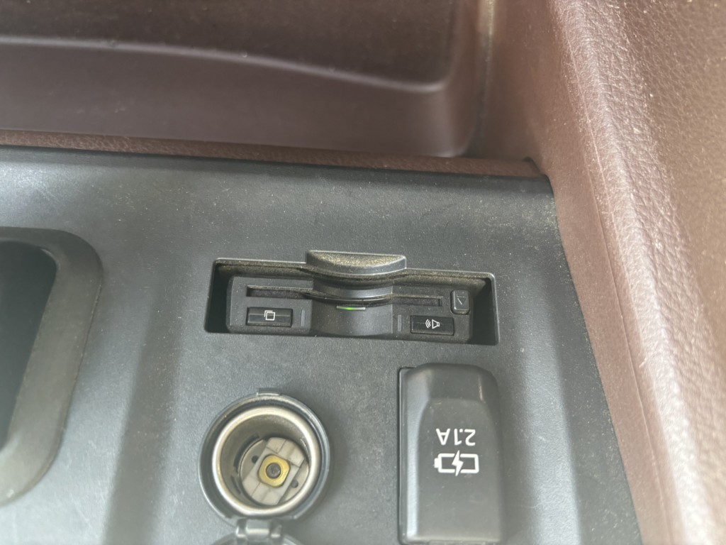 4軸低床エアサスハイルーフ低温東プレサイド観音扉|中古トラックの販売・買取・査定のアイナビ