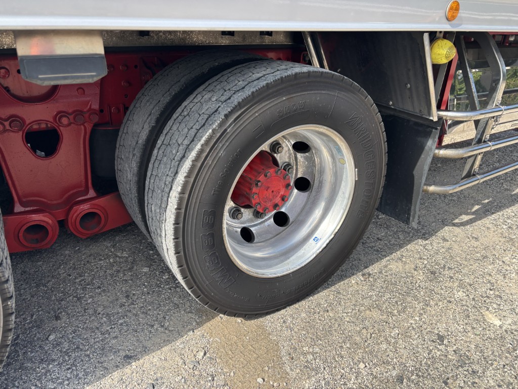 4軸低床エアサスハイルーフ低温東プレサイド観音扉|中古トラックの販売・買取・査定のアイナビ