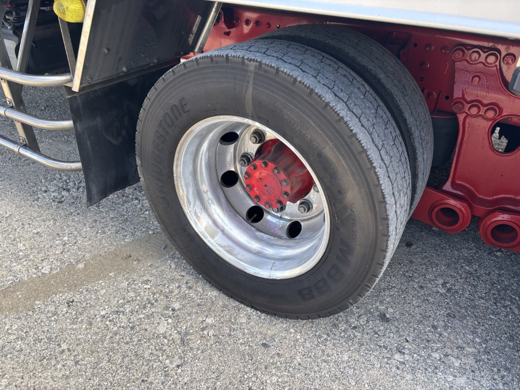 4軸低床エアサスハイルーフ低温東プレサイド観音扉|中古トラックの販売・買取・査定のアイナビ