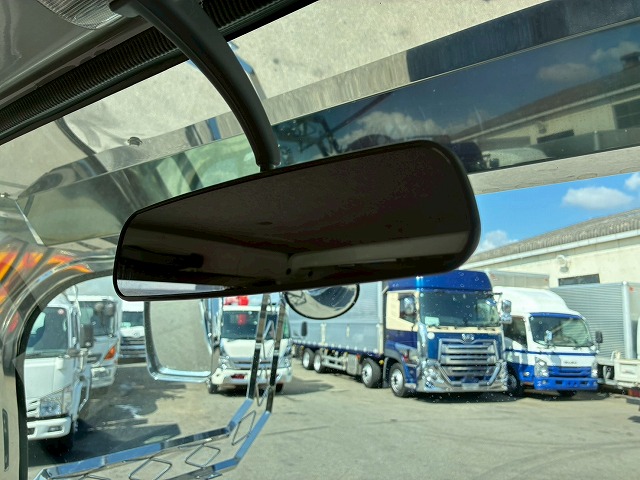 保証対象車Wキャブ乗車定員6人乗り2t積載5速MT150馬力|中古トラックの販売・買取・査定のアイナビ