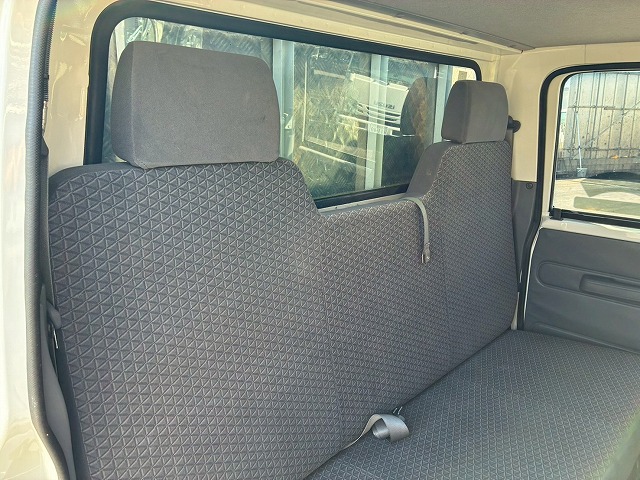 保証対象車Wキャブ乗車定員6人乗り2t積載5速MT150馬力|中古トラックの販売・買取・査定のアイナビ