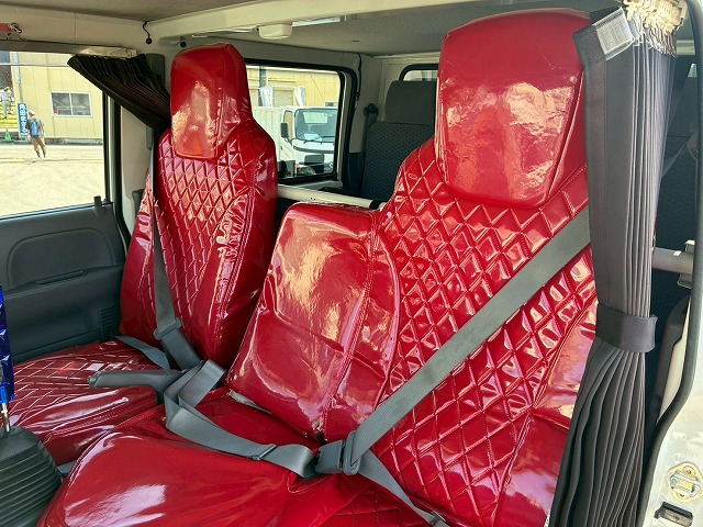 保証対象車Wキャブ乗車定員6人乗り2t積載5速MT150馬力|中古トラックの販売・買取・査定のアイナビ