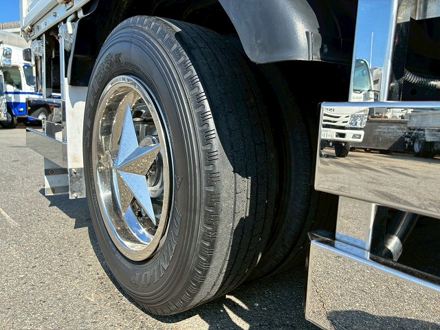 保証対象車Wキャブ乗車定員6人乗り2t積載5速MT150馬力|中古トラックの販売・買取・査定のアイナビ