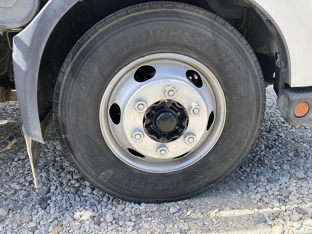 日野 特殊車両 デュトロ|中古トラックの販売・買取・査定のアイナビ