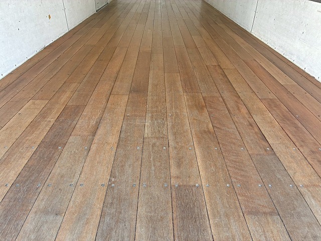 フルキャブロングトランテックス左サイド扉ラッシング|中古トラックの販売・買取・査定のアイナビ