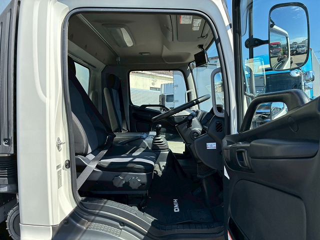 フルキャブロングトランテックス左サイド扉ラッシング|中古トラックの販売・買取・査定のアイナビ