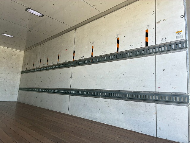 フルキャブロングトランテックス左サイド扉ラッシング|中古トラックの販売・買取・査定のアイナビ