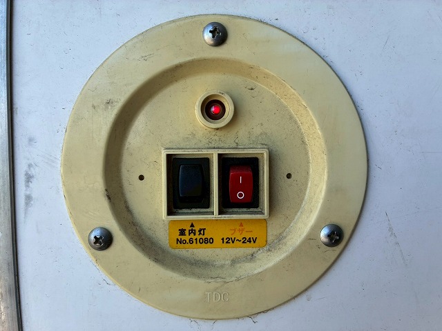 フルキャブロングトランテックス左サイド扉ラッシング|中古トラックの販売・買取・査定のアイナビ