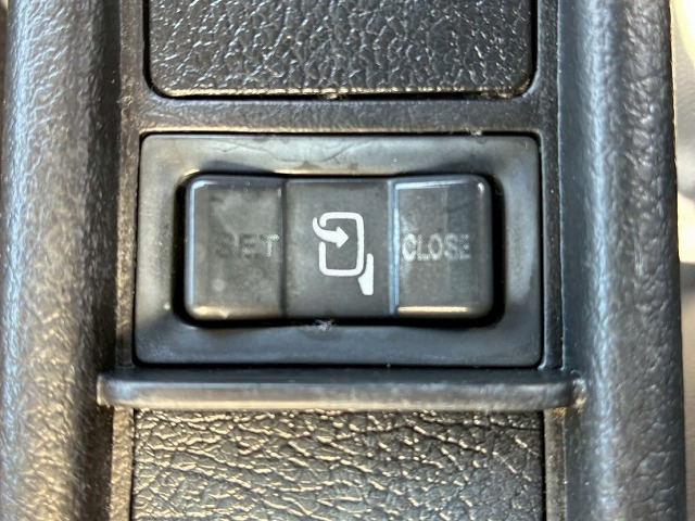 フルキャブロングトランテックス左サイド扉ラッシング|中古トラックの販売・買取・査定のアイナビ