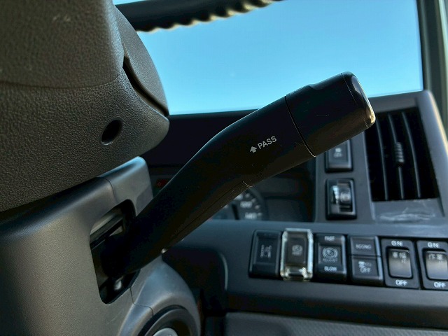 保証対象車Wキャブ2t積載メッキパーツ5速MT2t5t|中古トラックの販売・買取・査定のアイナビ