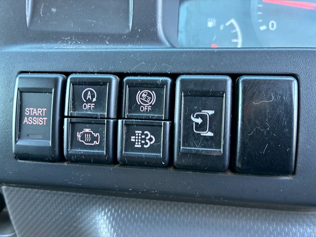 保証対象車Wキャブ2t積載メッキパーツ5速MT2t5t|中古トラックの販売・買取・査定のアイナビ