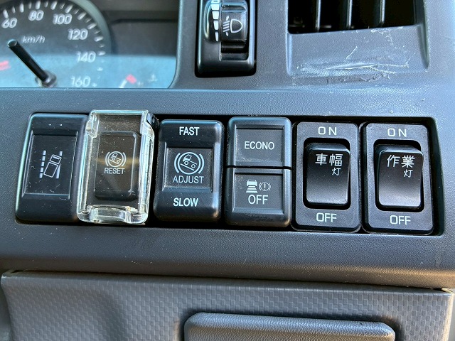 保証対象車Wキャブ2t積載メッキパーツ5速MT2t5t|中古トラックの販売・買取・査定のアイナビ