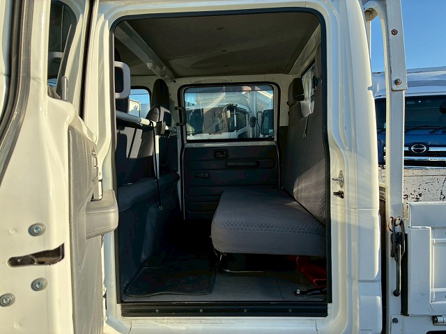 保証対象車Wキャブ2t積載メッキパーツ5速MT2t5t|中古トラックの販売・買取・査定のアイナビ