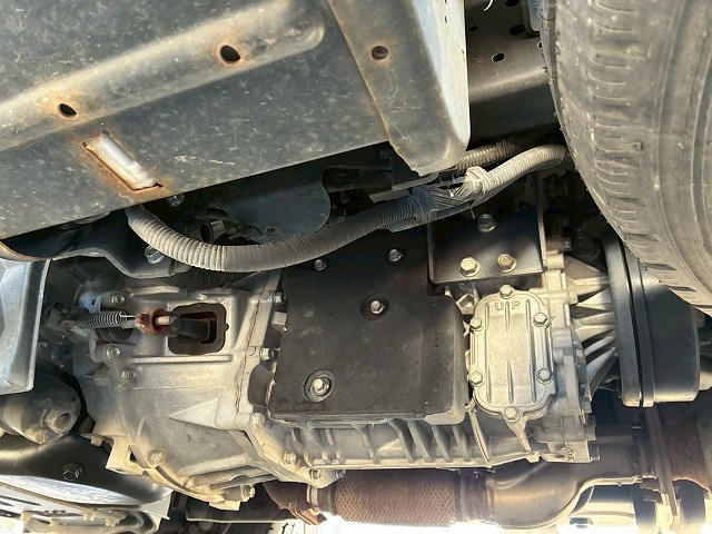 保証対象車Wキャブ2t積載メッキパーツ5速MT2t5t|中古トラックの販売・買取・査定のアイナビ