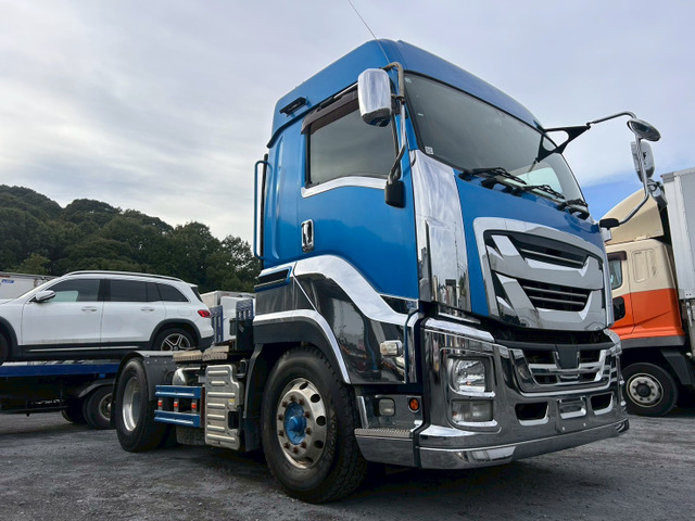 【520馬力×第五輪荷重11,500kg】いすゞ/ギガ|中古トラックの販売・買取・査定のアイナビ