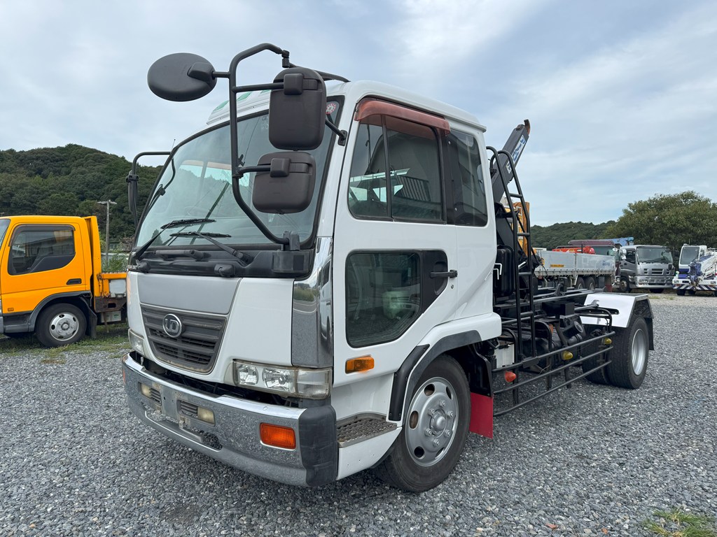H13年式☆コンドル 中型増トン アームロール!|中古トラックの販売・買取・査定のアイナビ