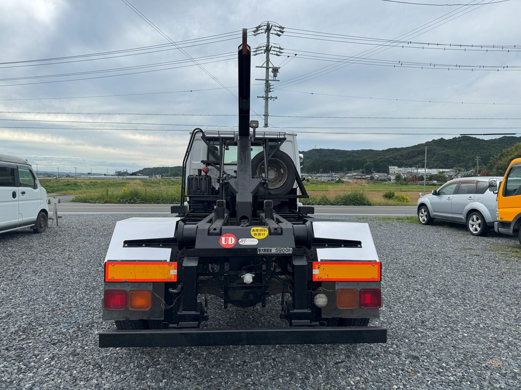 H13年式☆コンドル 中型増トン アームロール!|中古トラックの販売・買取・査定のアイナビ