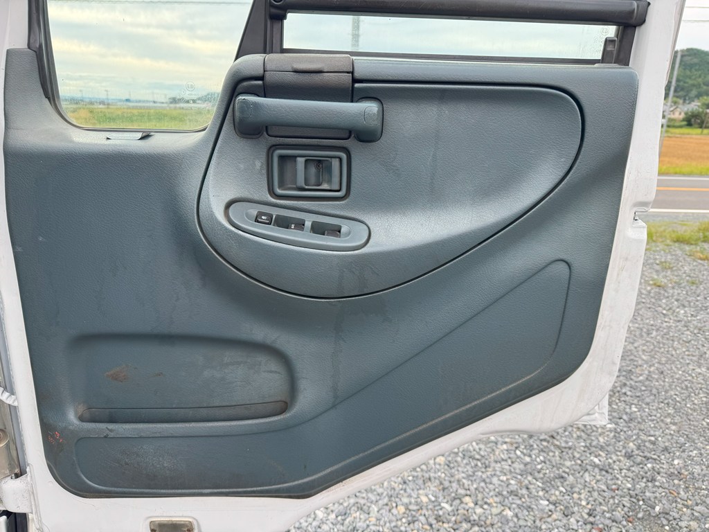 H13年式☆コンドル 中型増トン アームロール!|中古トラックの販売・買取・査定のアイナビ