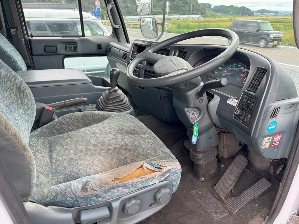 H13年式☆コンドル 中型増トン アームロール!|中古トラックの販売・買取・査定のアイナビ