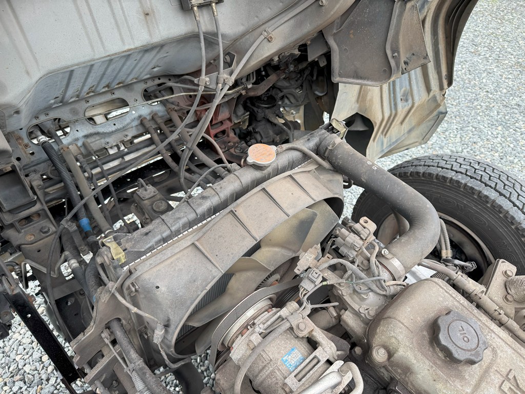 H13年式☆コンドル 中型増トン アームロール!|中古トラックの販売・買取・査定のアイナビ