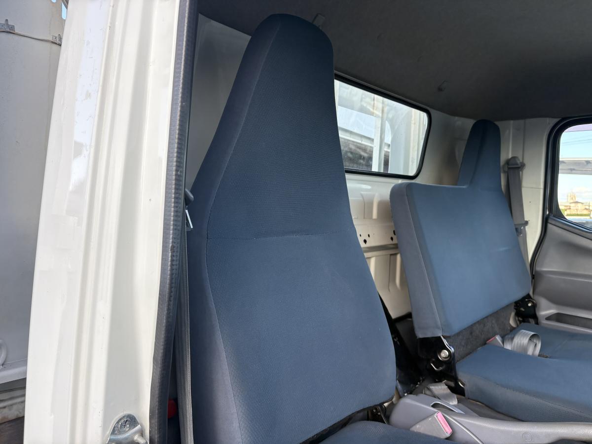 H25キャンター 2t ワイドロング|中古トラックの販売・買取・査定のアイナビ