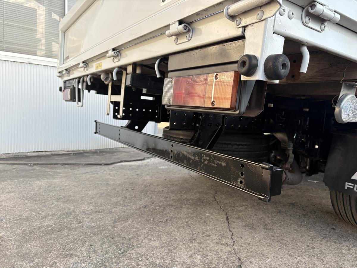 H25キャンター 2t ワイドロング|中古トラックの販売・買取・査定のアイナビ