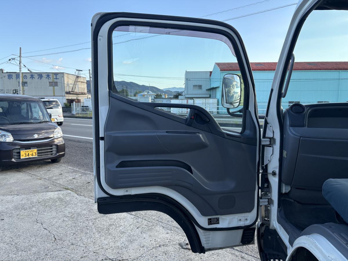 H25キャンター 2t ワイドロング|中古トラックの販売・買取・査定のアイナビ