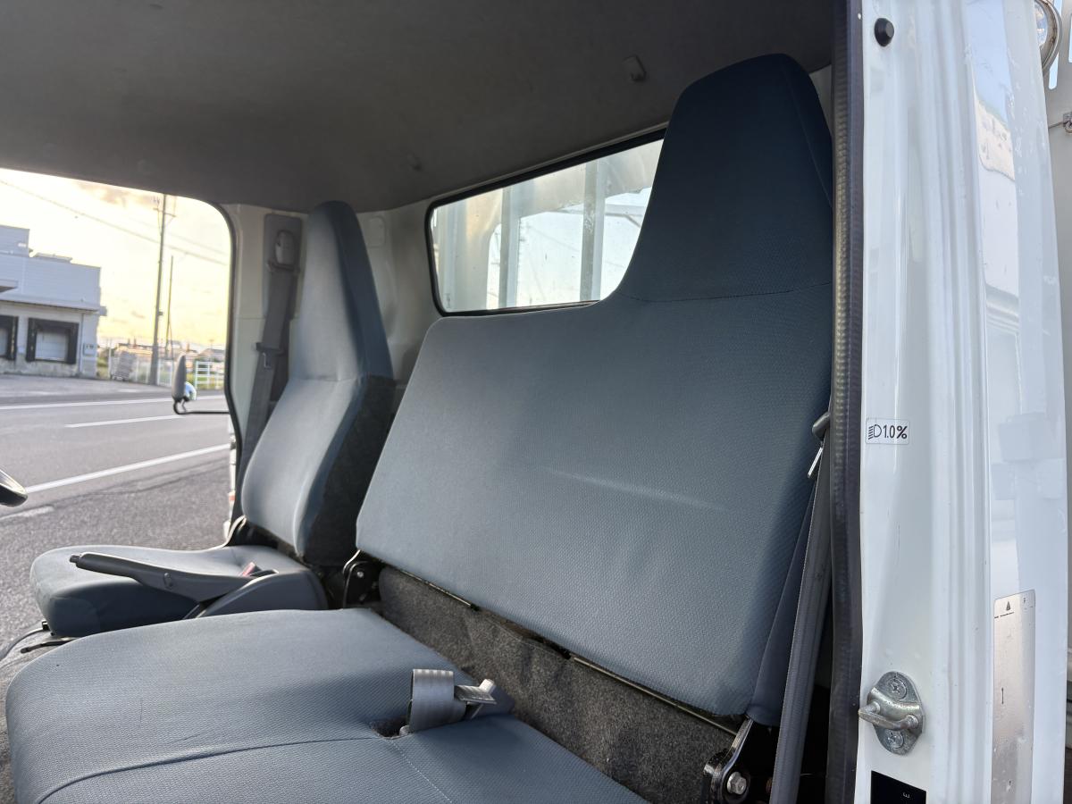 H25キャンター 2t ワイドロング|中古トラックの販売・買取・査定のアイナビ