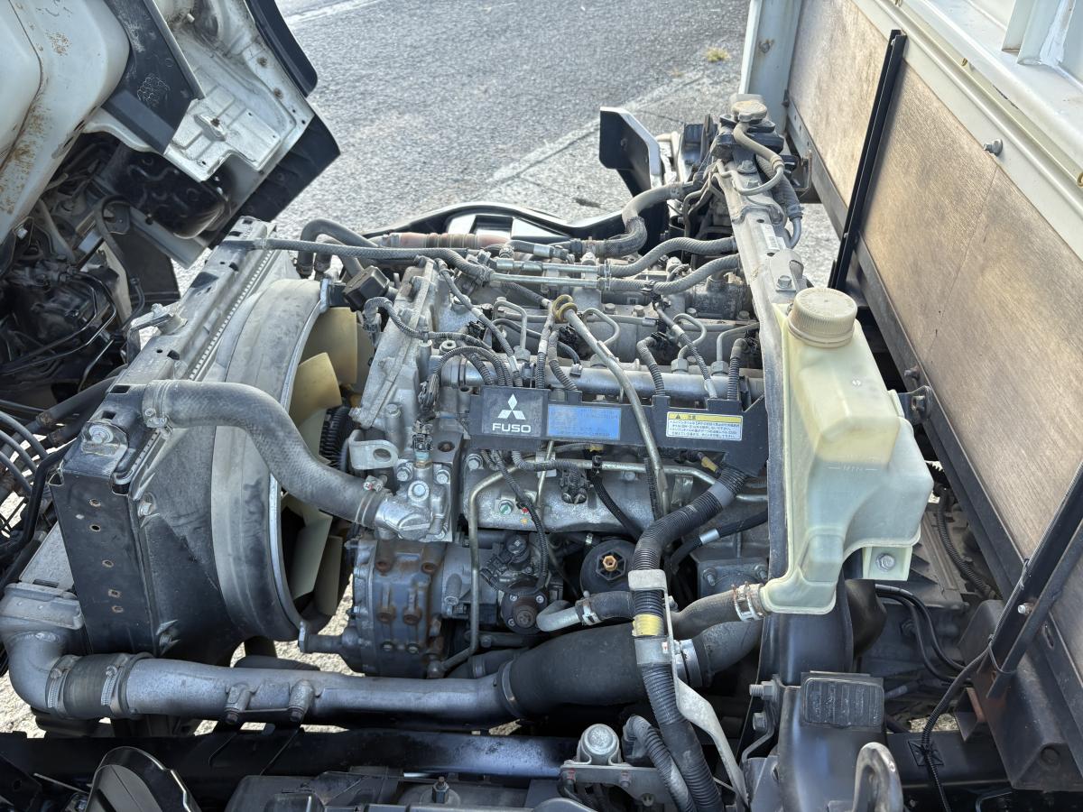 H25キャンター 2t ワイドロング|中古トラックの販売・買取・査定のアイナビ