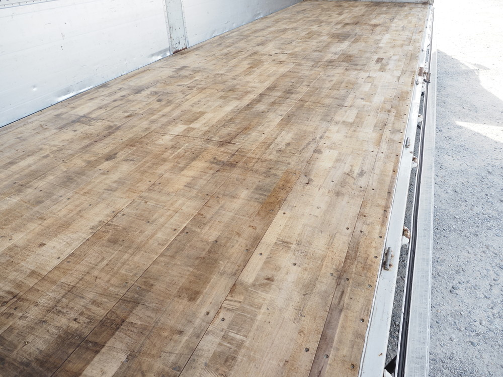 いすゞ ウイング車 ギガ|中古トラックの販売・買取・査定のアイナビ