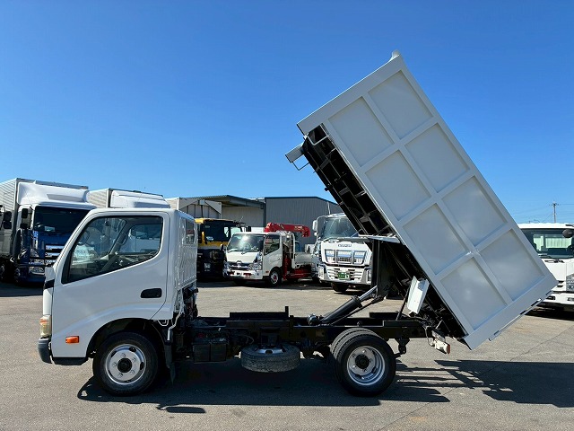 土砂禁ダンプ4ナンバー後方5速MT5t限定準中型免許2t5t|中古トラックの販売・買取・査定のアイナビ