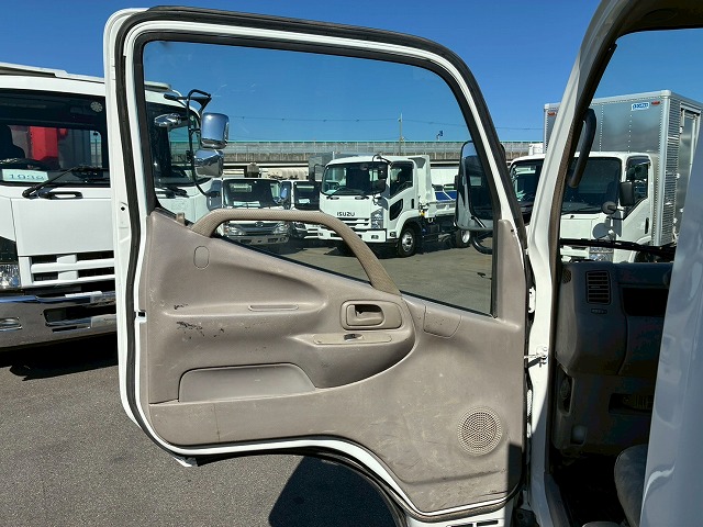 土砂禁ダンプ4ナンバー後方5速MT5t限定準中型免許2t5t|中古トラックの販売・買取・査定のアイナビ