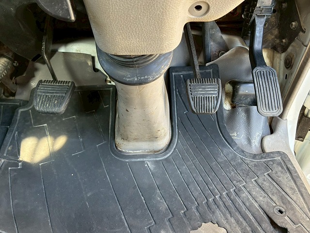 土砂禁ダンプ4ナンバー後方5速MT5t限定準中型免許2t5t|中古トラックの販売・買取・査定のアイナビ