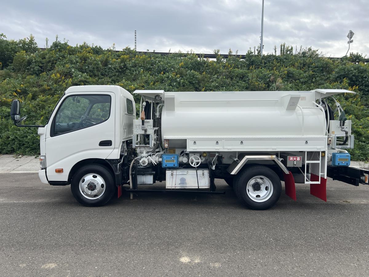 平成25年ダイナタンク4WD3KL2室ツーリール消防書類有|中古トラックの販売・買取・査定のアイナビ