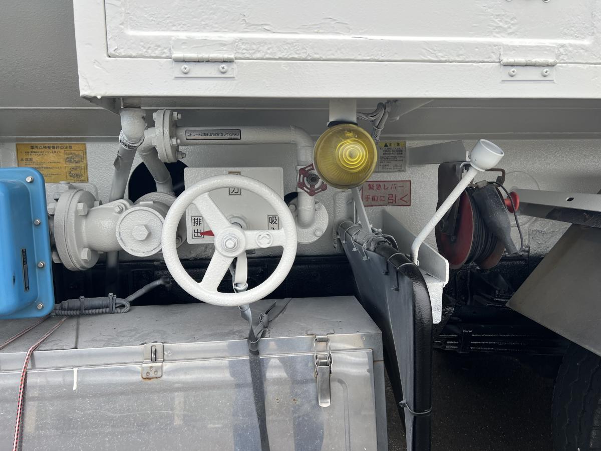 平成25年ダイナタンク4WD3KL2室ツーリール消防書類有|中古トラックの販売・買取・査定のアイナビ