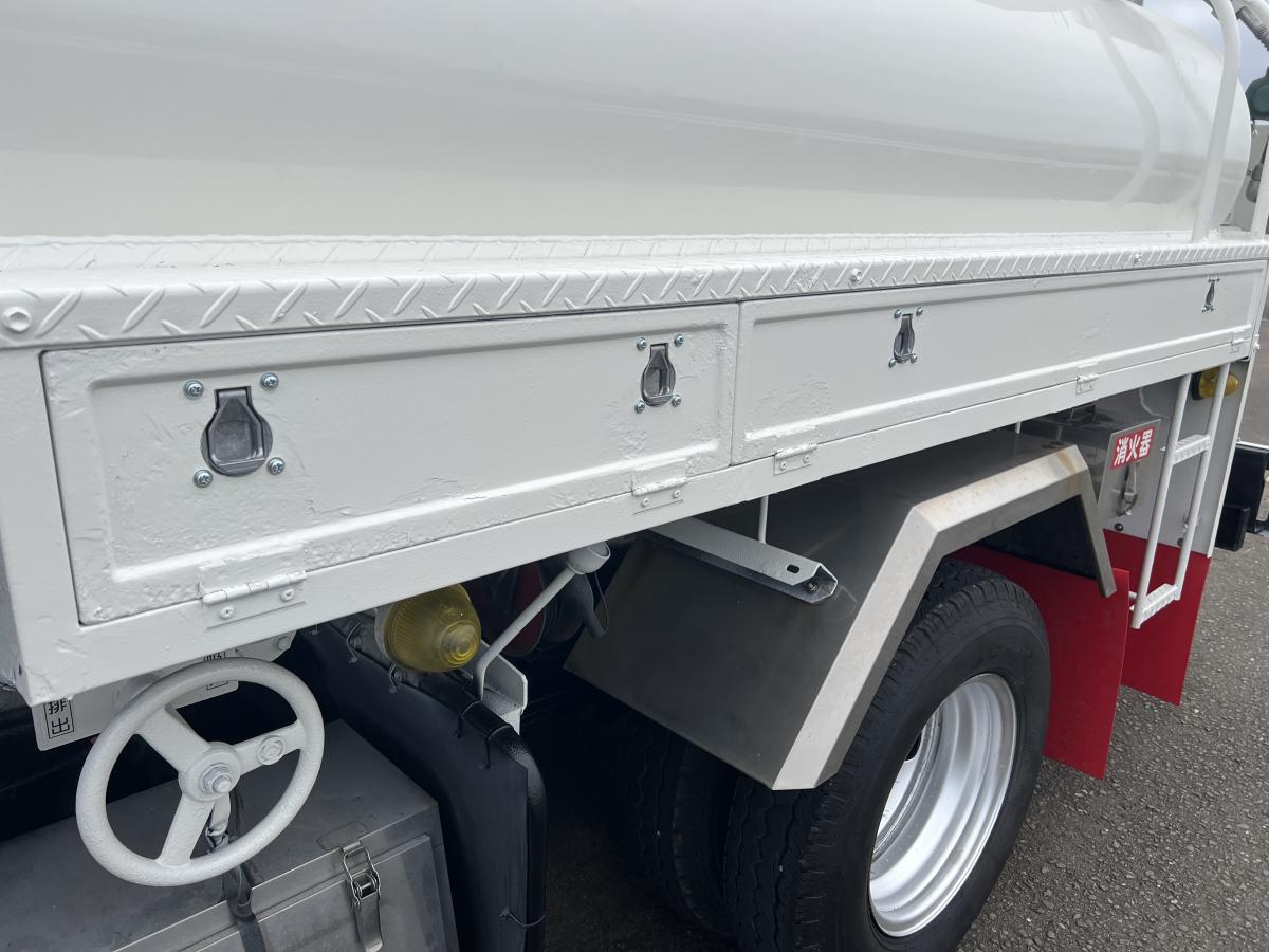 平成25年ダイナタンク4WD3KL2室ツーリール消防書類有|中古トラックの販売・買取・査定のアイナビ