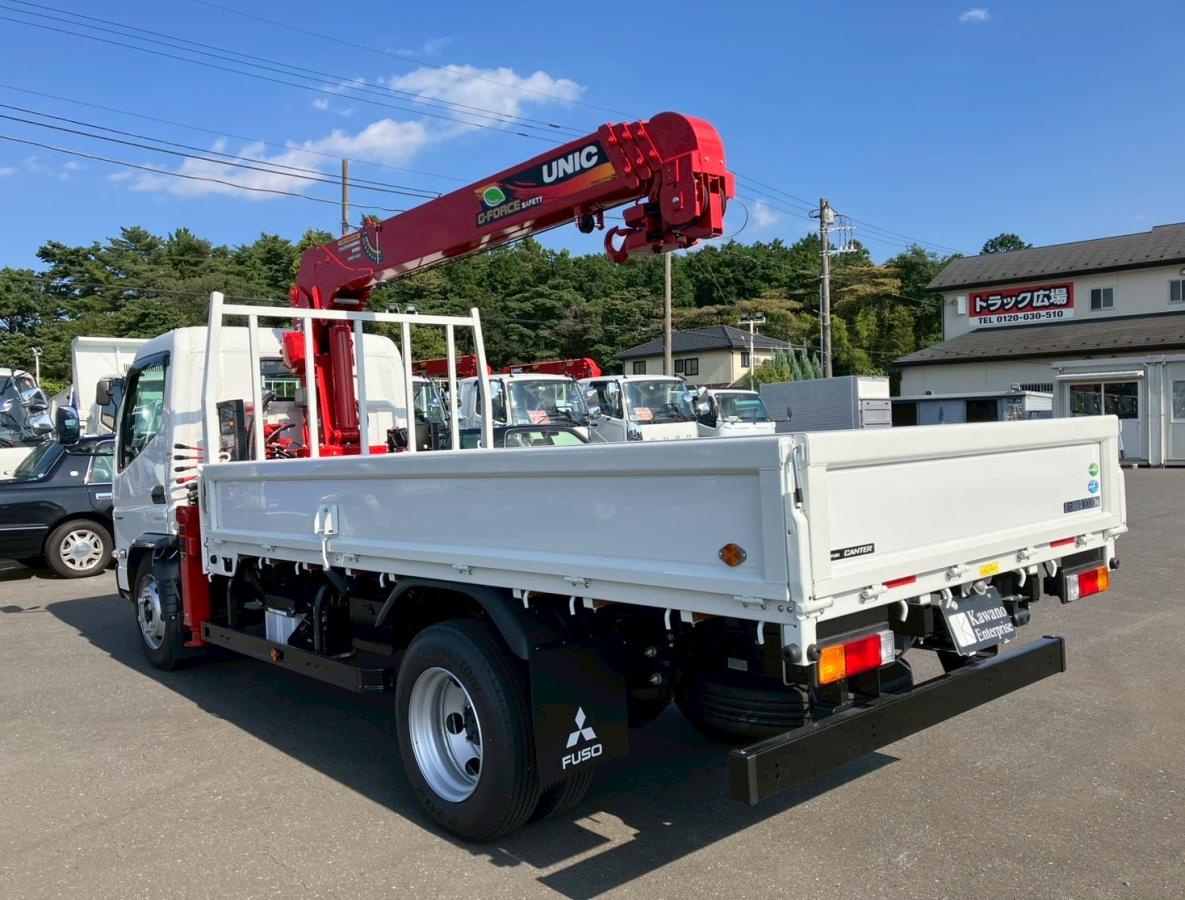 ☆未使用車 4段ユニック ラジコン 標準幅 MT|中古トラックの販売・買取・査定のアイナビ