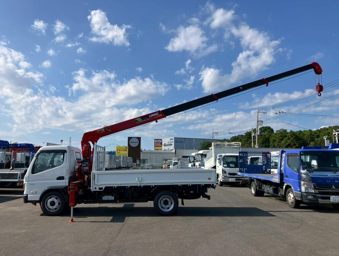 ☆未使用車 4段ユニック ラジコン 標準幅 MT|中古トラックの販売・買取・査定のアイナビ