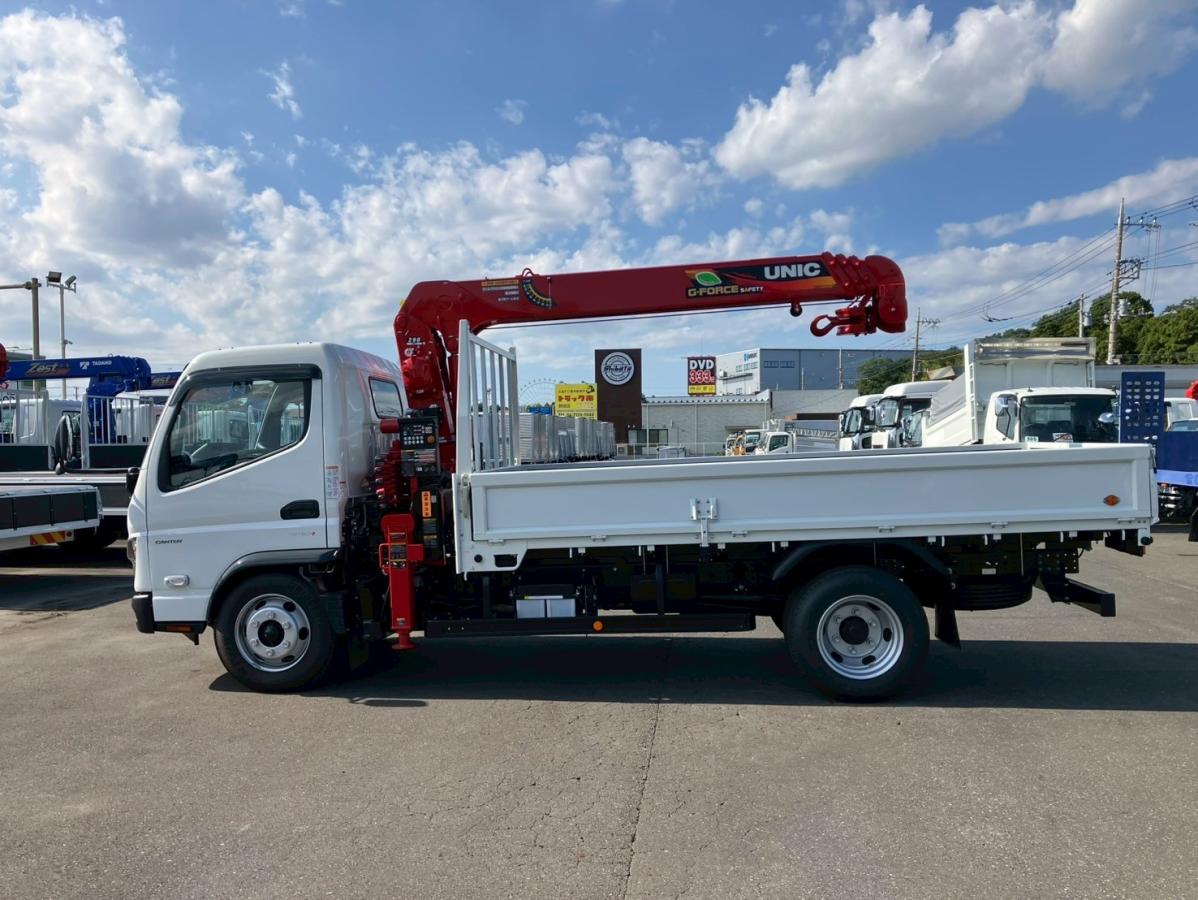 ☆未使用車 4段ユニック ラジコン 標準幅 MT|中古トラックの販売・買取・査定のアイナビ