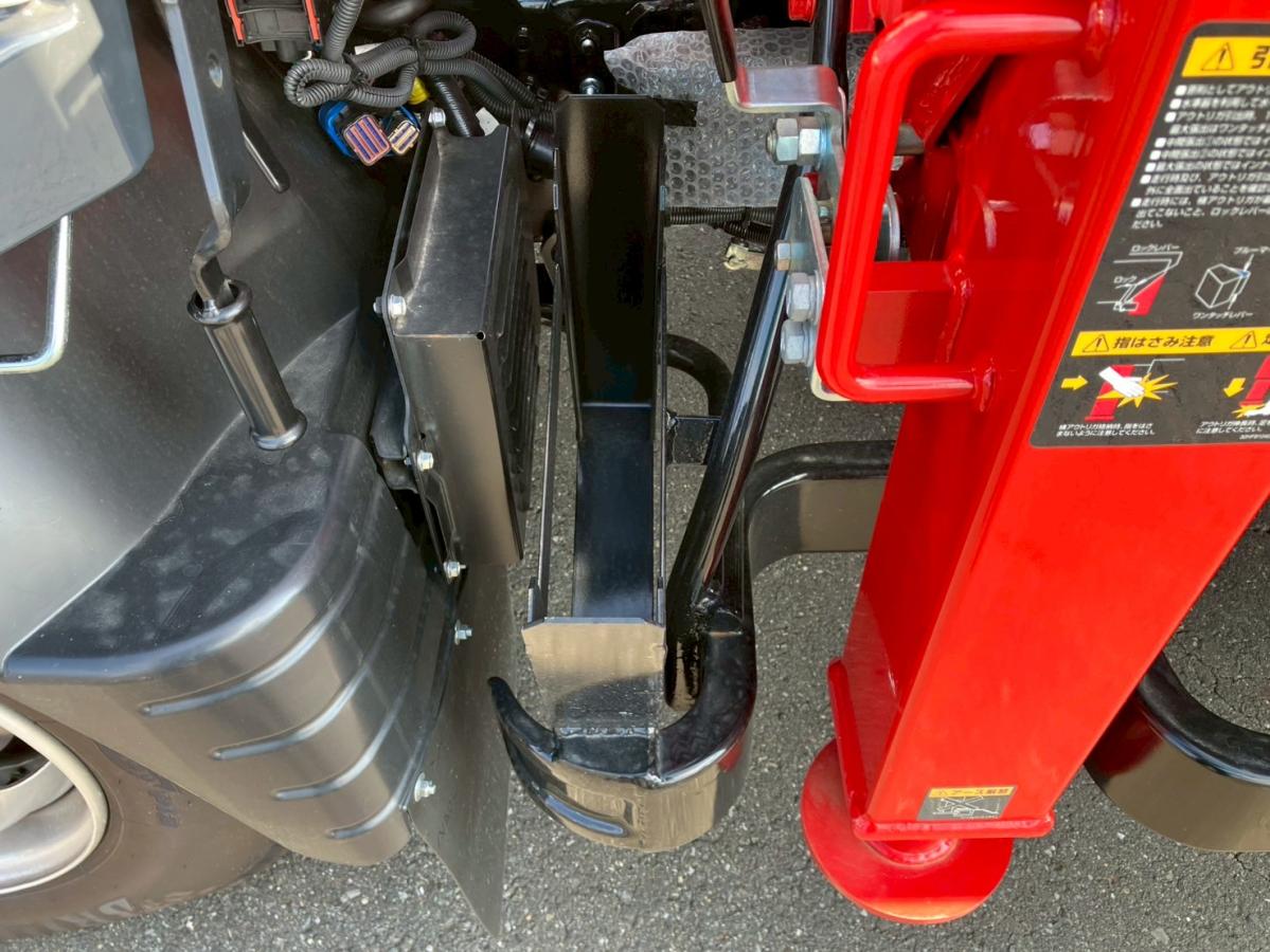 ☆未使用車 4段ユニック ラジコン 標準幅 MT|中古トラックの販売・買取・査定のアイナビ