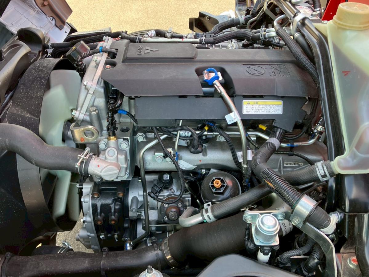 ☆未使用車 4段ユニック ラジコン 標準幅 MT|中古トラックの販売・買取・査定のアイナビ