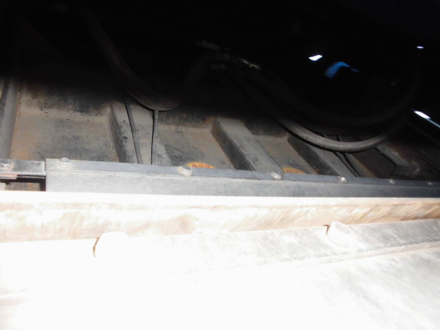 4Tパッカー車8.5立米プレス式塵芥車押出式連続動作|中古トラックの販売・買取・査定のアイナビ